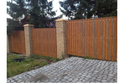 Штакетник Twin фигурный 0,5 Rooftop Бархат RR 32 темно-коричневый